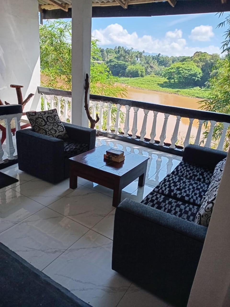 Sadhara River View Lodge Kandy Exterior foto